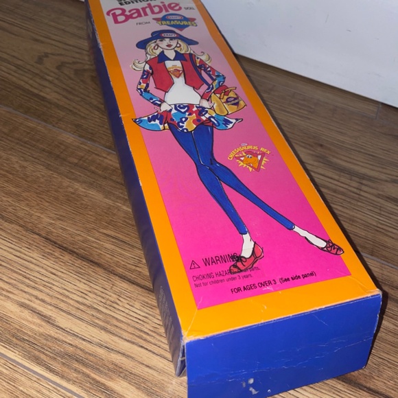 Barbie - 1992 Vintage KRAFT Treasures  Doll Never Removed - Picture 6 of 16
